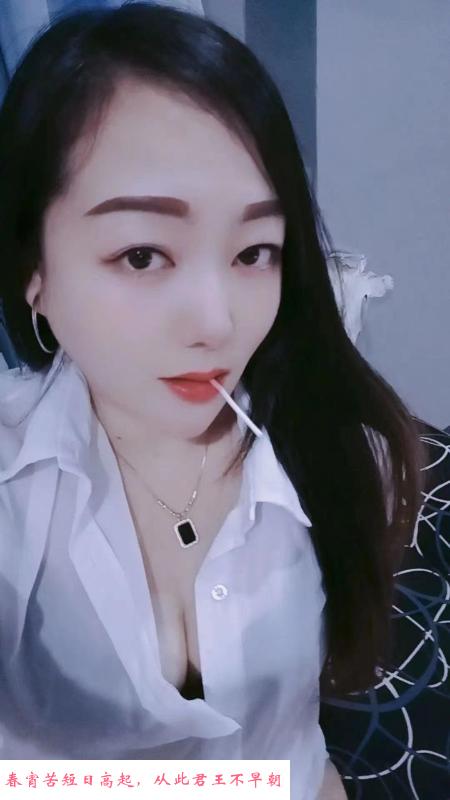 雨花水多大奶少妇 第2张