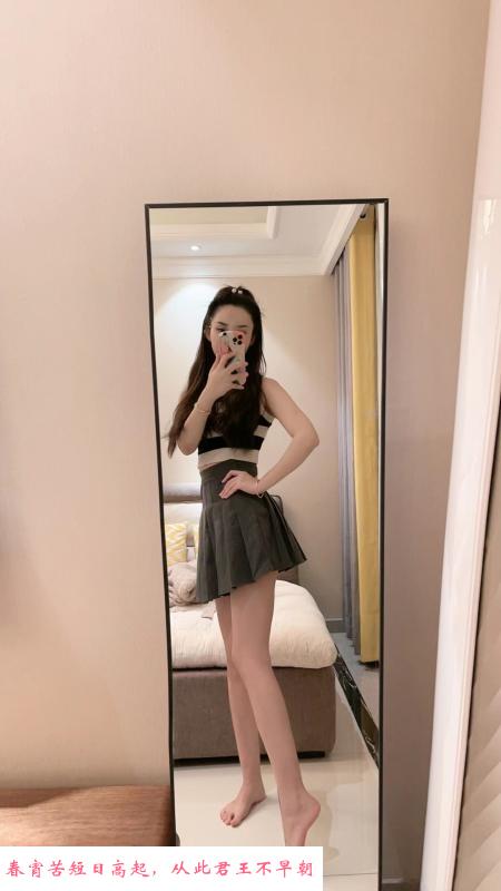 兼职年轻嫩妹 第1张