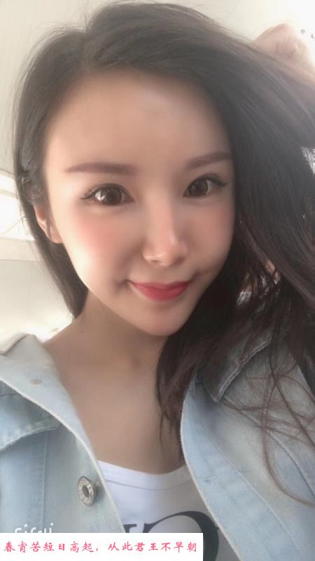 建邺奥体风骚小姐姐 第3张