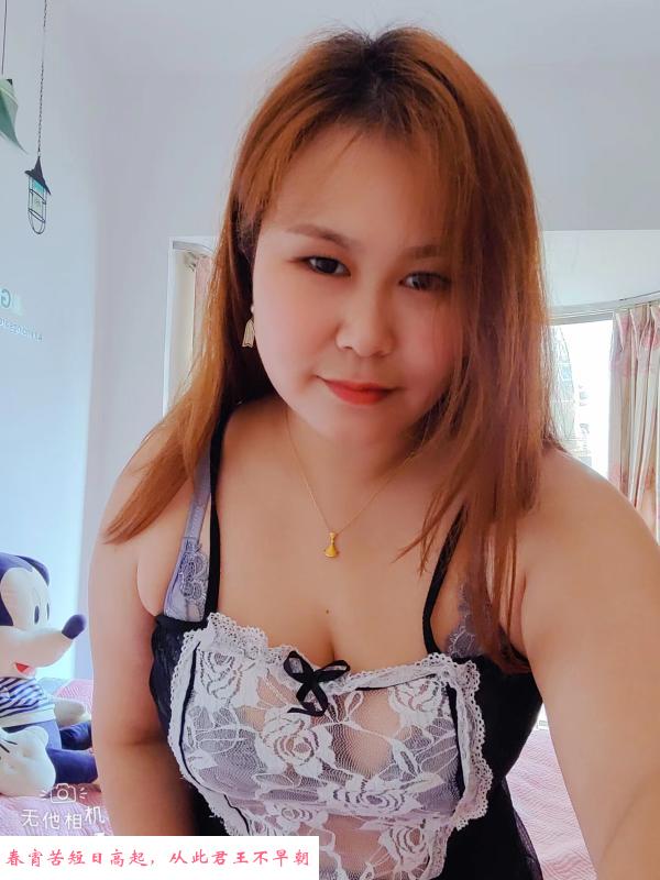 罗湖湖贝丰满熟女少妇 第1张