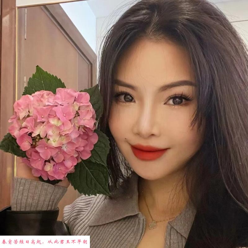 巨乳成熟少妇 第1张