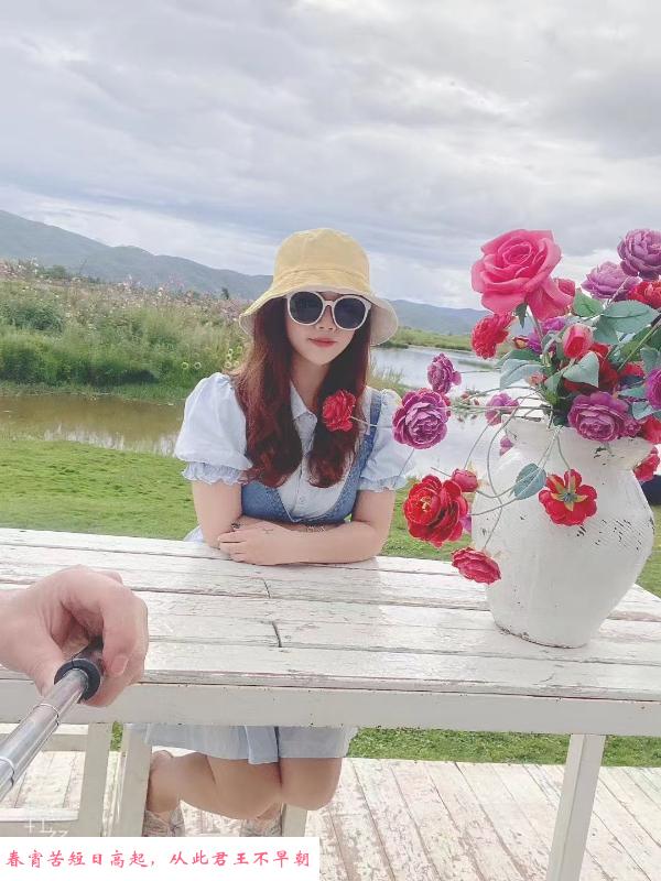 宁波鄞州颜值小美女 第1张