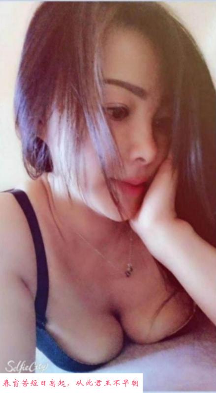 丰满少妇 第1张