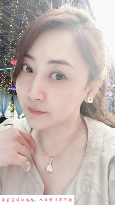 西湖区大胸少妇薇薇 第1张