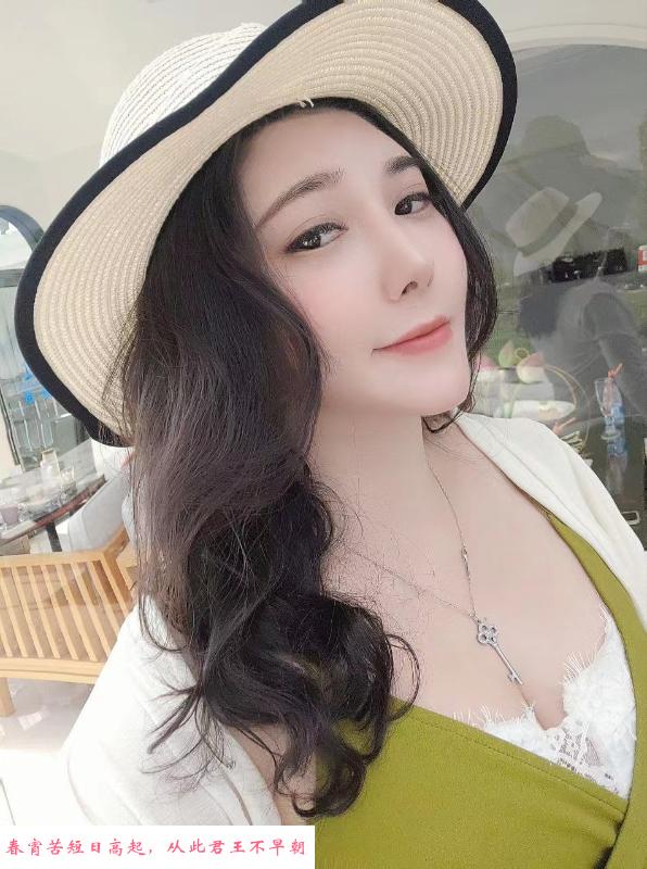 潮喷健身教练 第1张