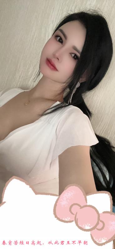 硚口性感蜜桃臀 第2张