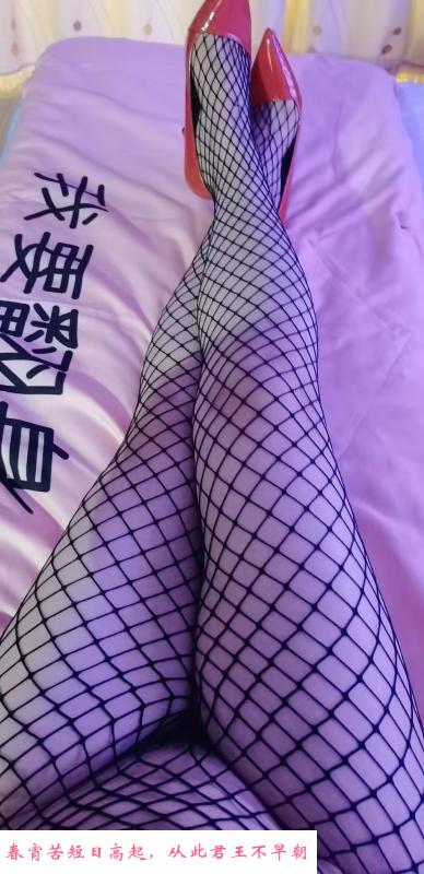多毛的坦克少妇 第3张