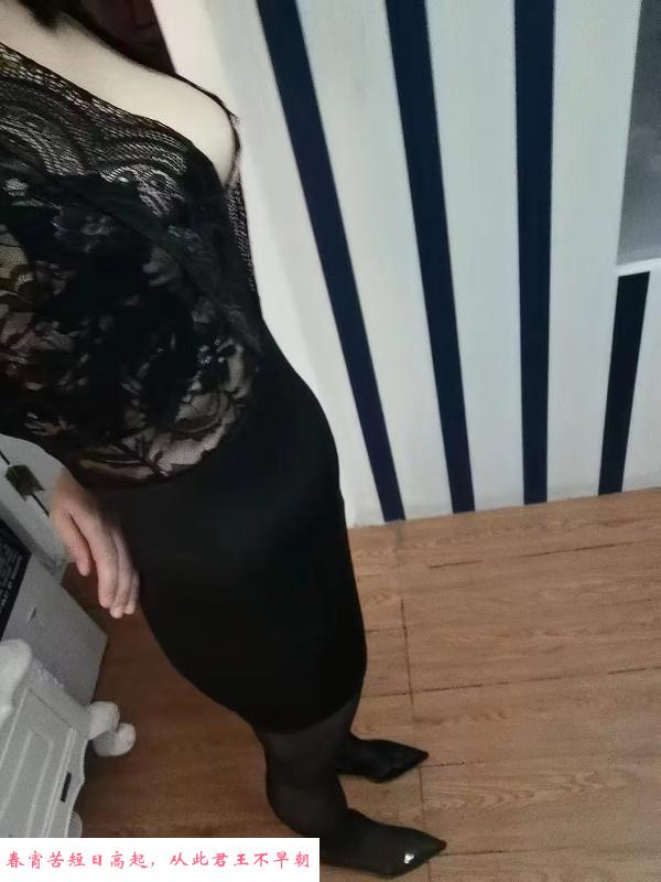 很有感觉的少妇 第2张