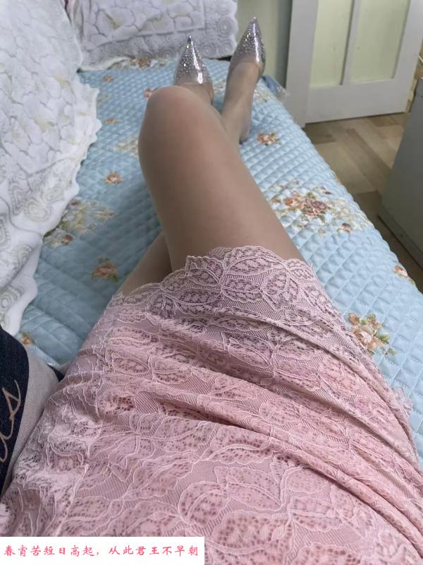 服务控美腿少妇 第3张