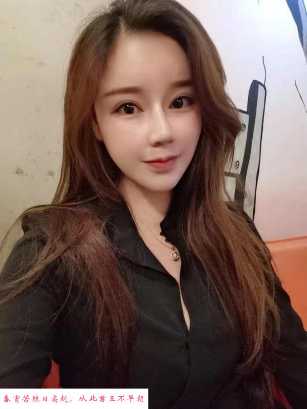 龙华性感小姐姐 第1张