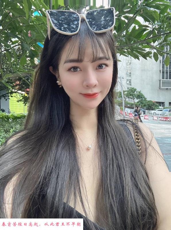 南山颜值性感身材妹子 第1张