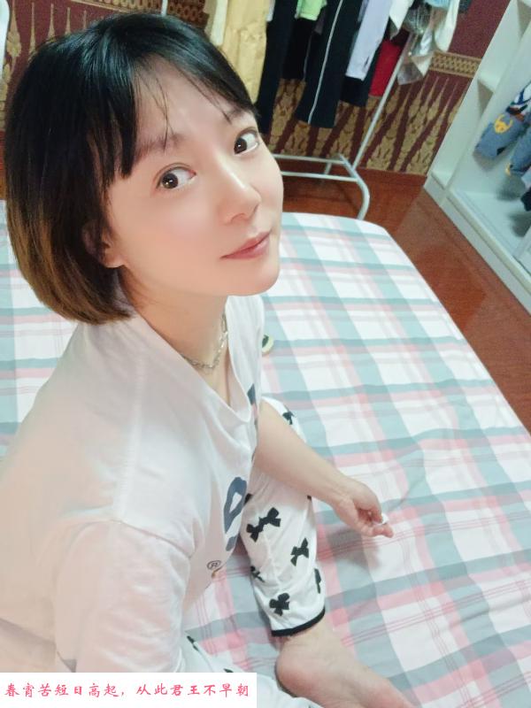 江北弘阳清纯美女 第1张