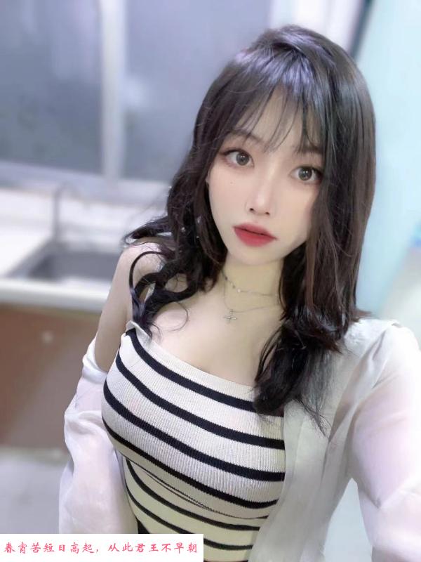 波霸琳琳吖 第1张