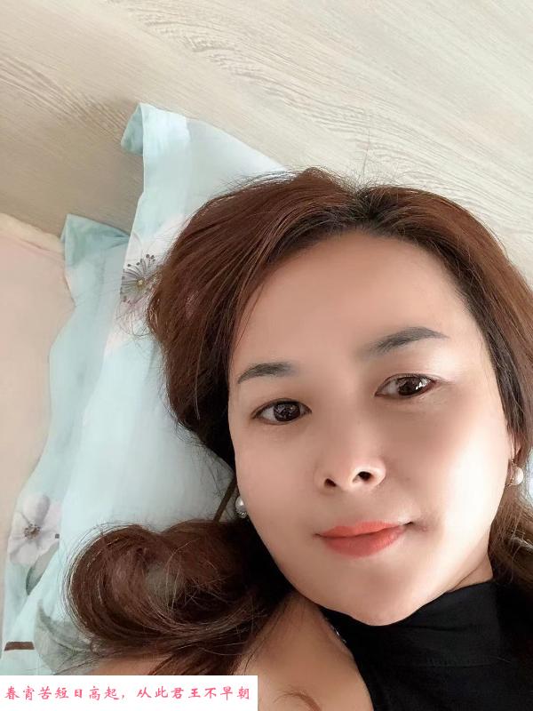 口活很好的少妇姐姐 第1张