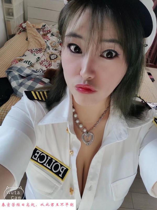 泄火荡妇美美 第2张