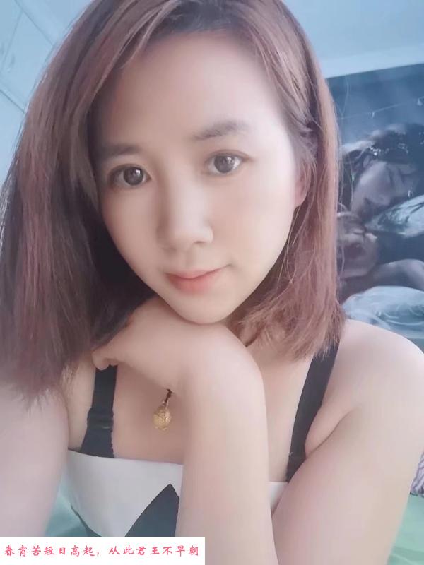武昌温柔耐看小美女 第1张