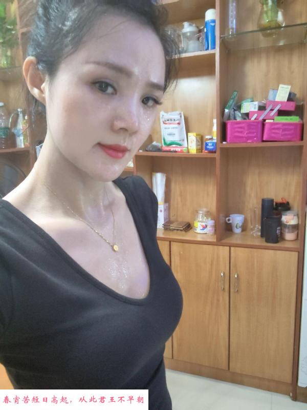 闵行居家少妇玉珊 第1张