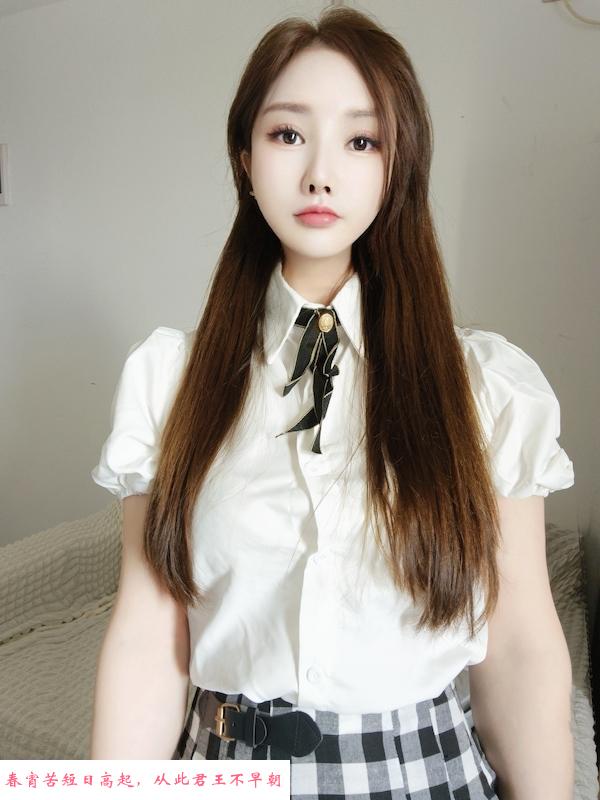 性感老师momo 第3张