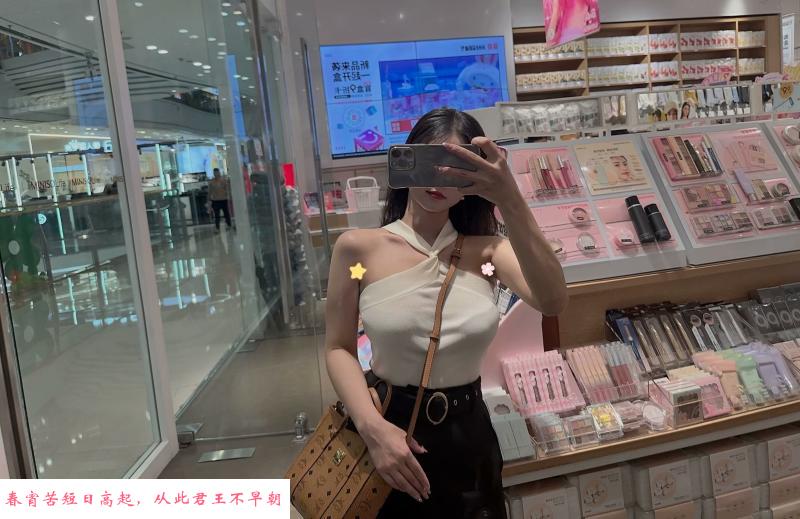 一字马舞蹈老师 第3张