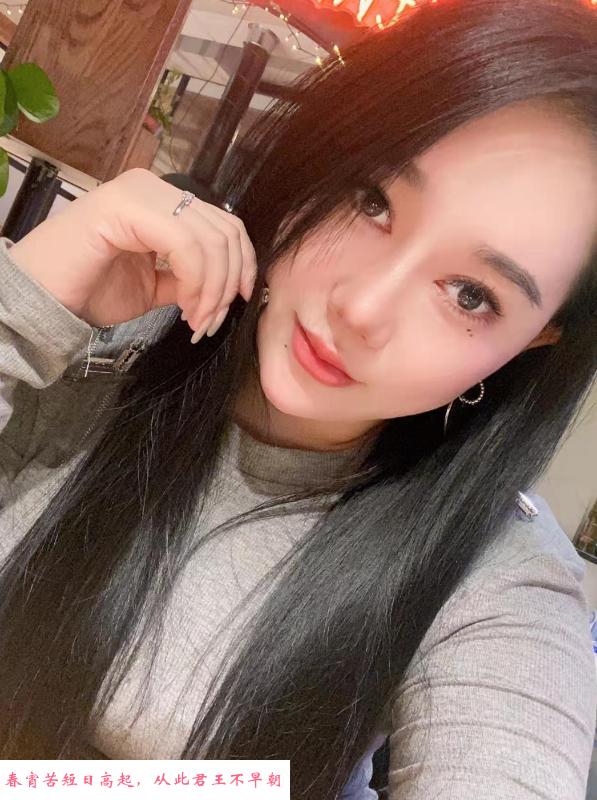 丰满美姐沛琪 第1张