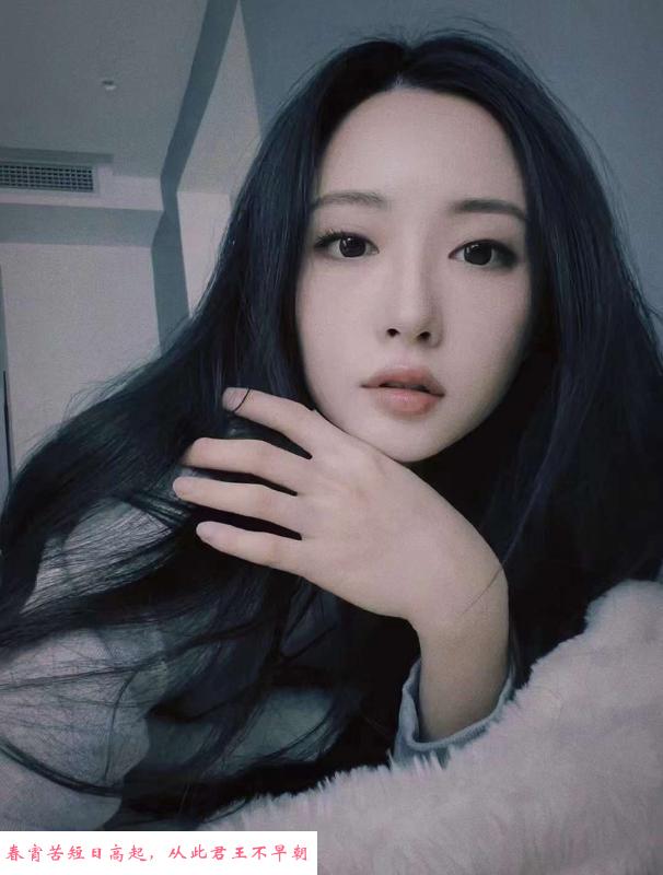 高挑美女丫头 第1张