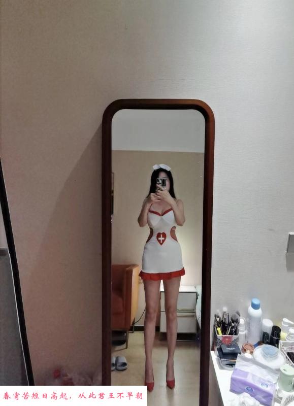 OL制服妮妮 第4张