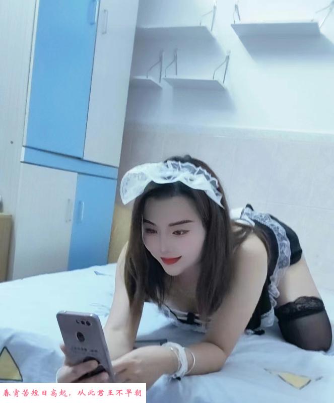 大车灯蕾丝性感骚妇 第1张