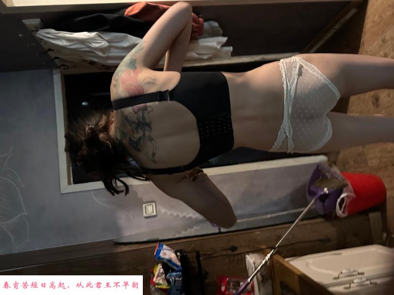 性感小花猫 第2张