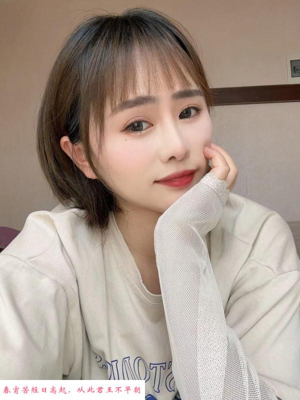 短发小萝莉 第3张