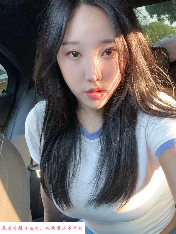 E杯大奶川妹小欣 第1张