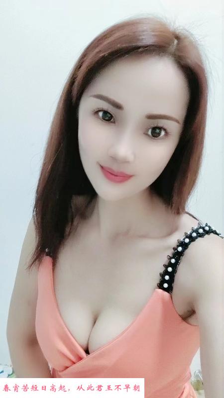 白嫩D奶梦雪 第3张