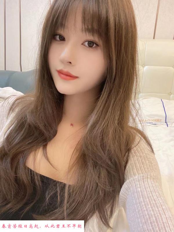 徐汇米兰美女 第1张