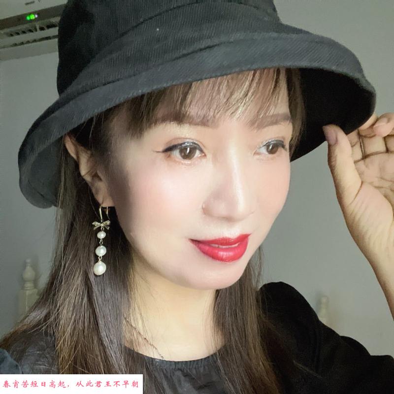 供墅少妇 第2张
