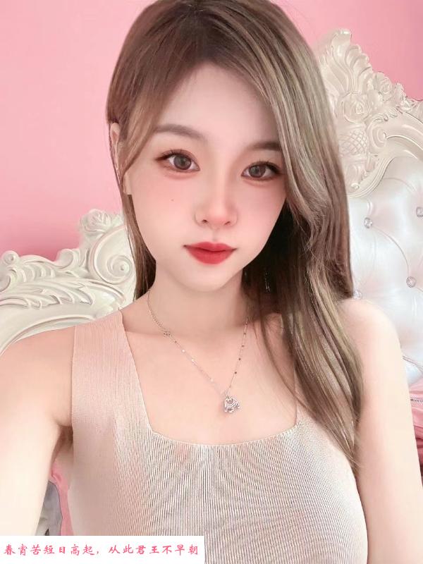 杭州东站颜值妹子 第2张