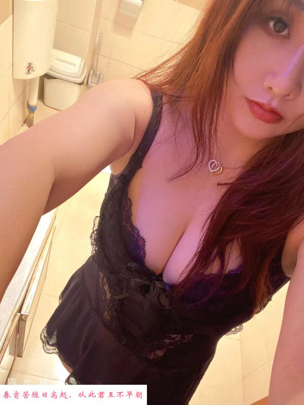 武侯服务型大胸美女 第4张
