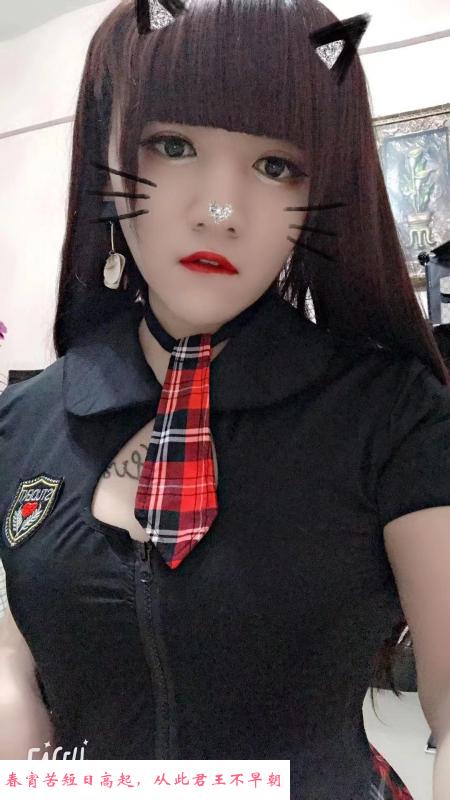 再战TS人妖可可 第3张