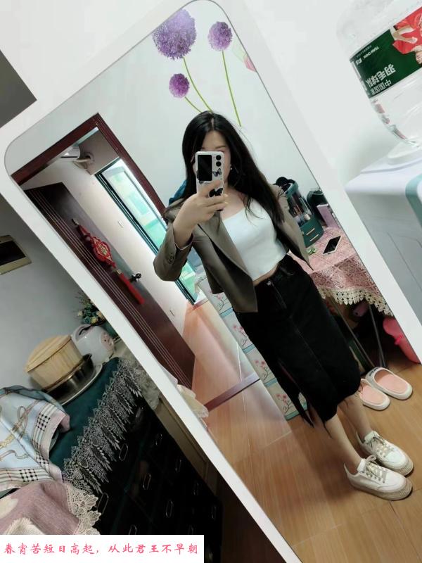 微胖水妹玥儿 第1张