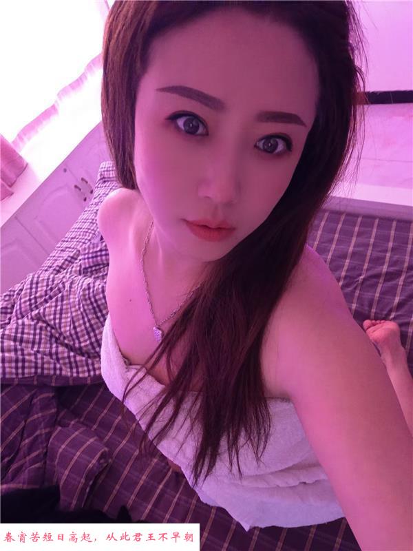 性感风骚玉臀少妇 第3张