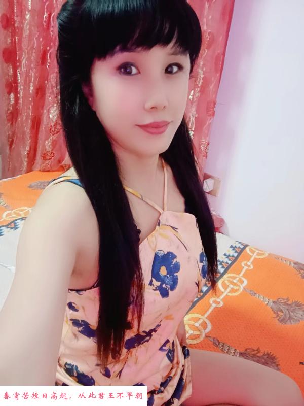 性感型熟女 第4张