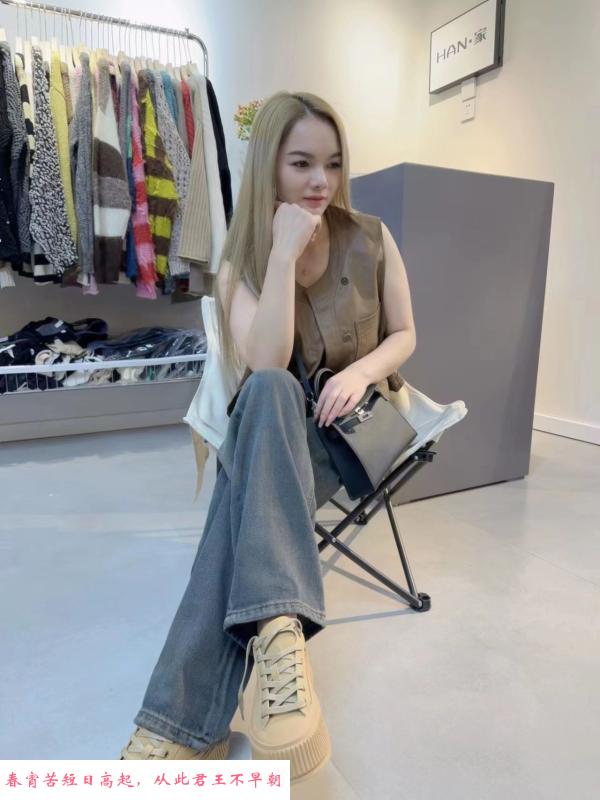 瑶海少妇 第2张