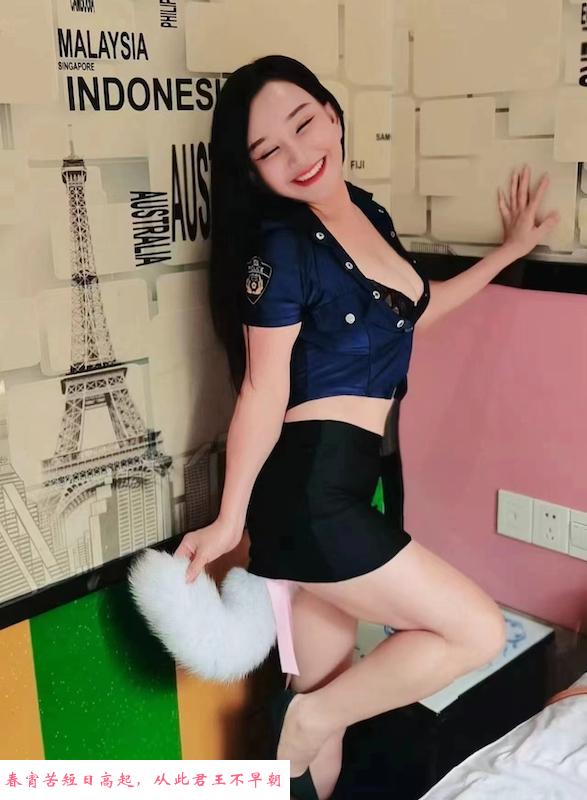 骚女上官飞儿 第2张