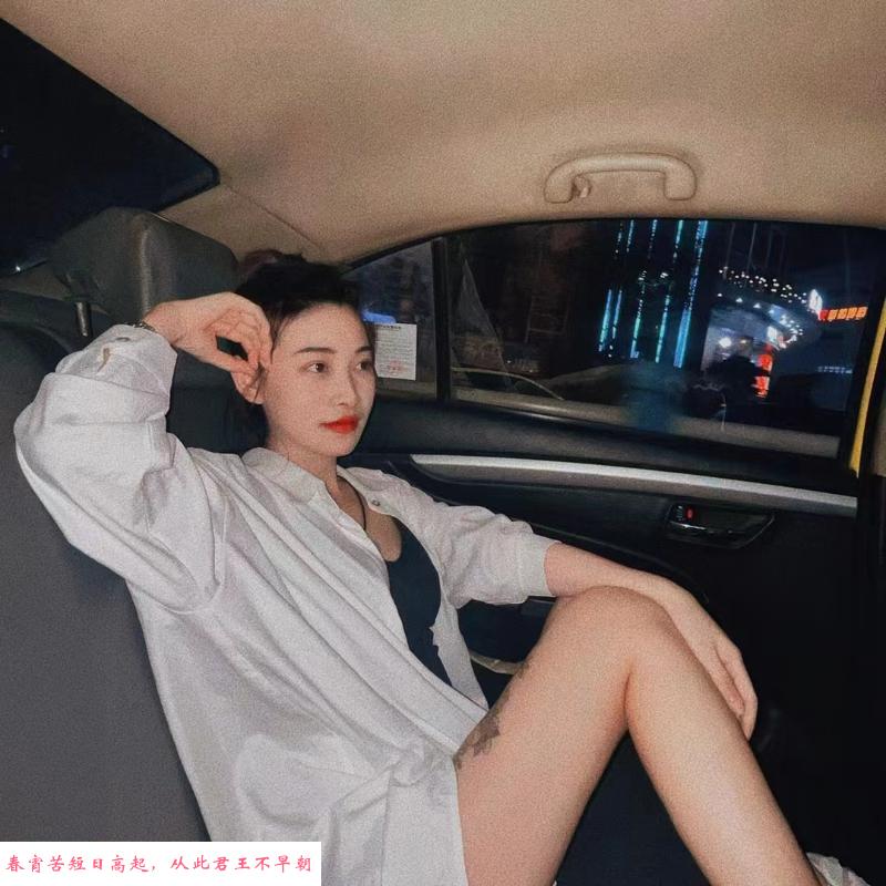 性感风骚小美女 第2张