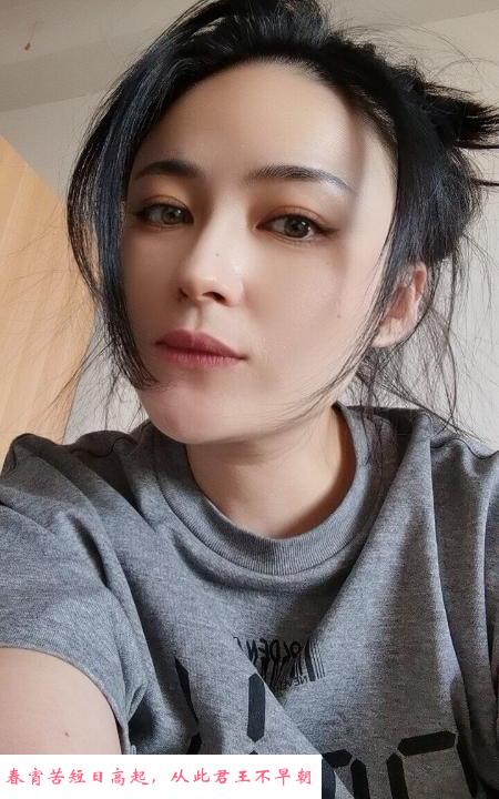 好身材美妞御姐型 第2张