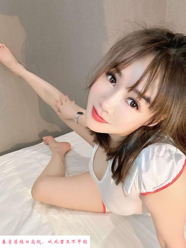 吴江OL制服女 第2张