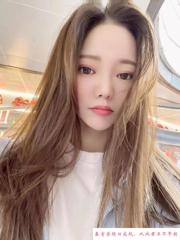 秦淮区呆萌美女 第2张