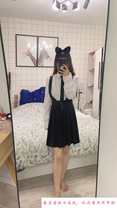 小美女一枚 第1张