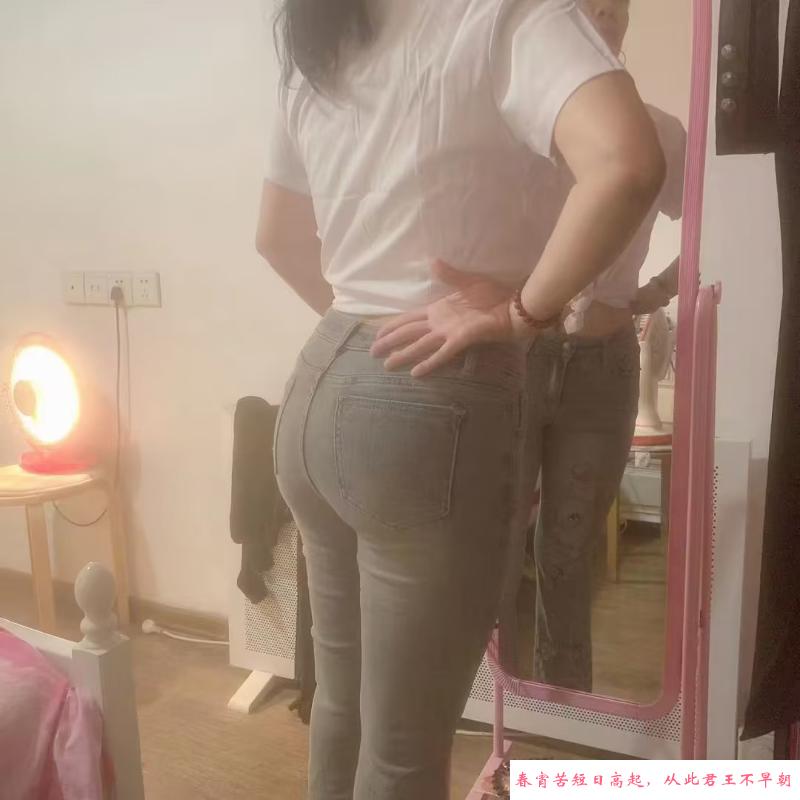 鼓楼微胖丰臀熟女 第2张