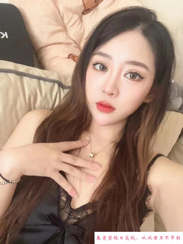 很多水的妹子 第2张