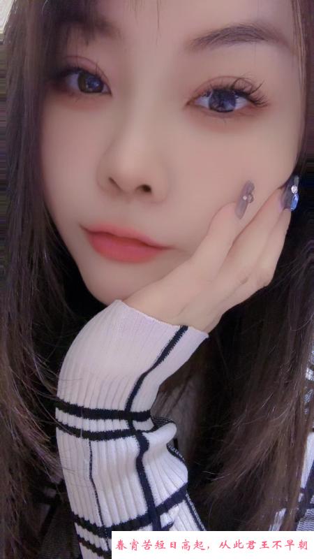 大胸小姐姐 第2张