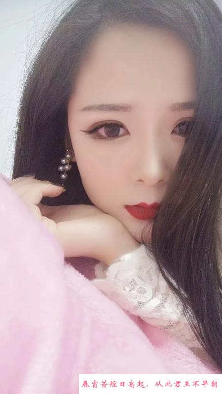 黄岛大胸美女 第1张